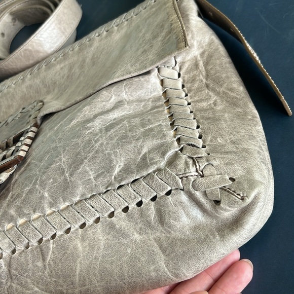 Fendi Maxi Baguette with Whipstitch - Picture 4 of 8